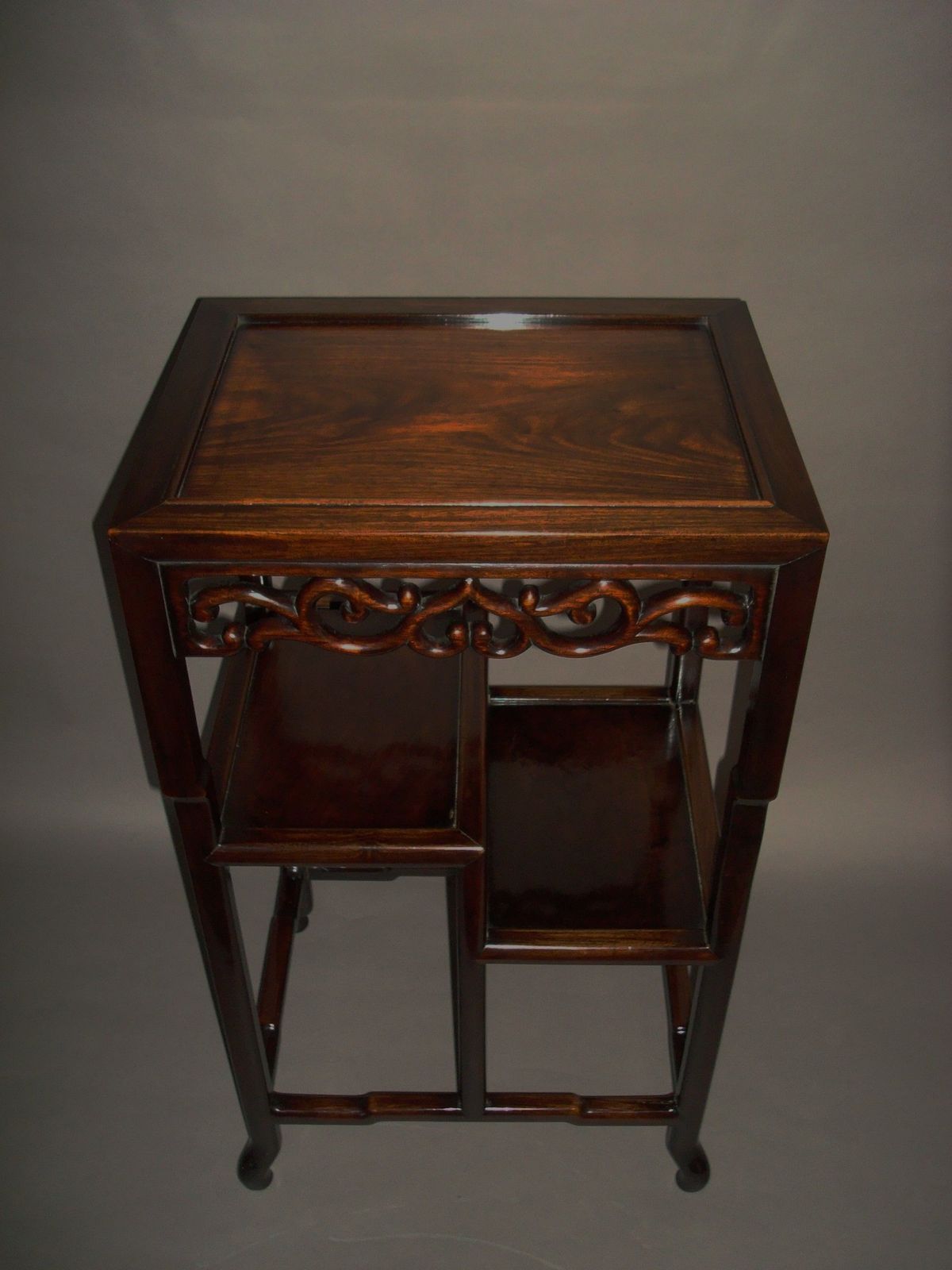 photo vintage 19th Century Chinese Hongmu Stand/Table