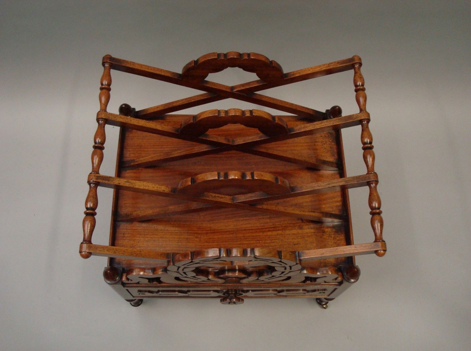Regency Rosewood Canterbury, 1800s photo vinterior