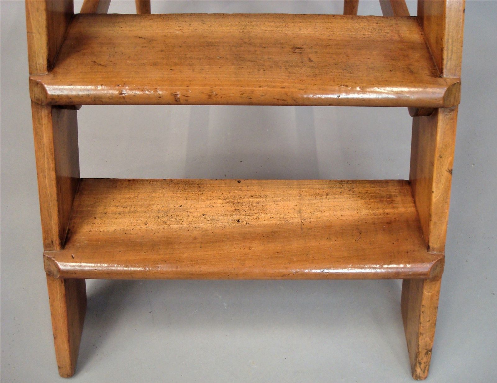 photo furniture C19th English Set Of Fruitwood Library Steps