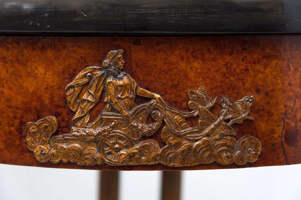 C19th French Burr Elm Gueridon photo 4180.0