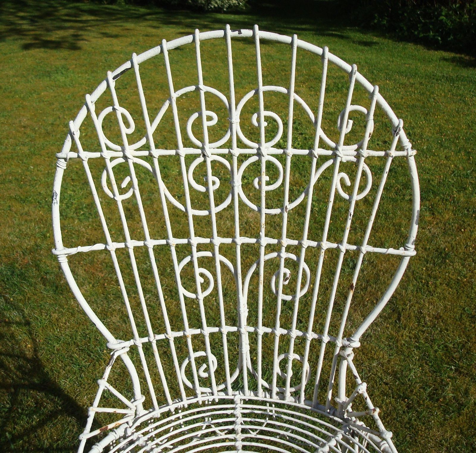photo furniture C19th Wirework Garden Table And Chairs