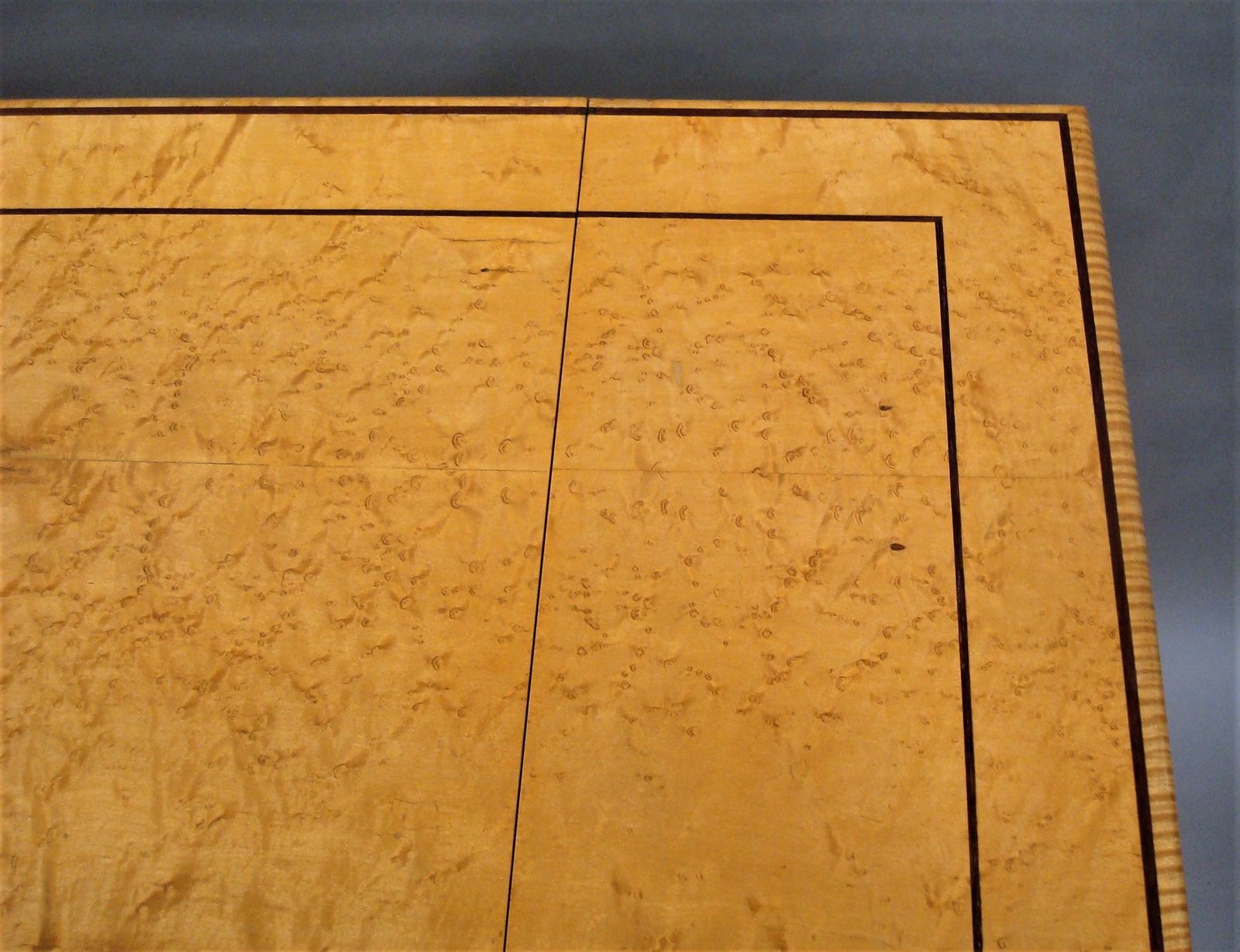 7150.0 Charles X Birds Eye Maple Sofa Table photo