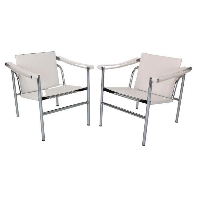 Le Corbusier Set Of 2 White Leather Armchairs Model, Lc1 For Cassina, 1970s