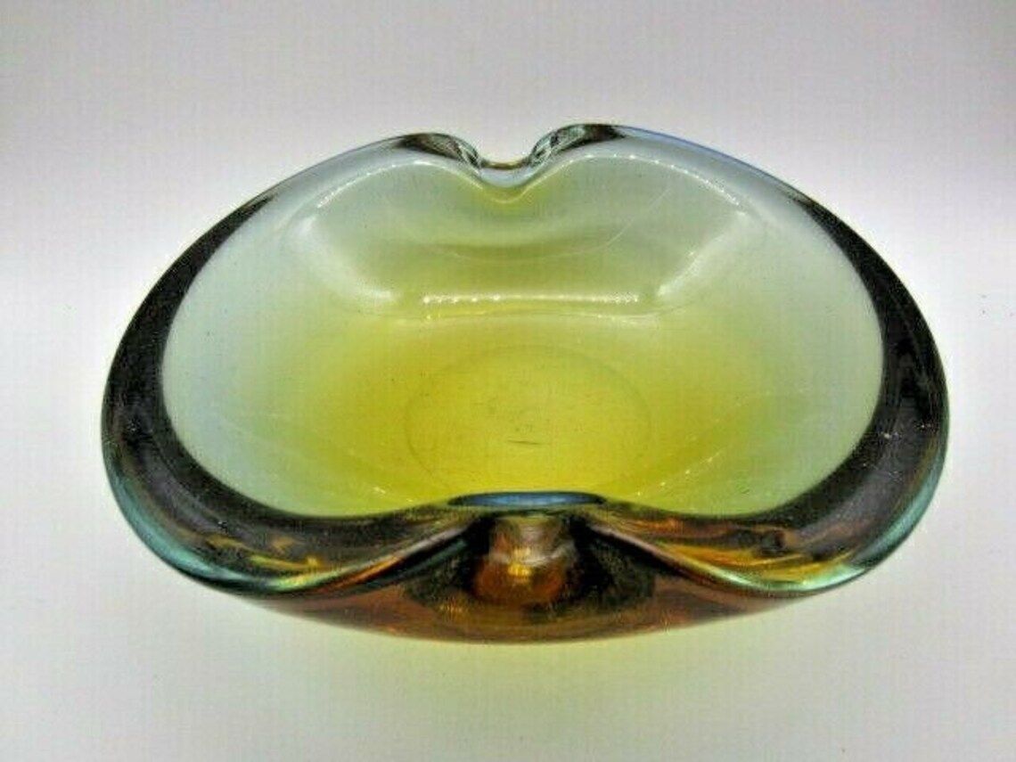 Olive Mid Century Murano Sommerso Poli Seguso Era 60’s Art Glass Bow Tie Bowl photo vinterior