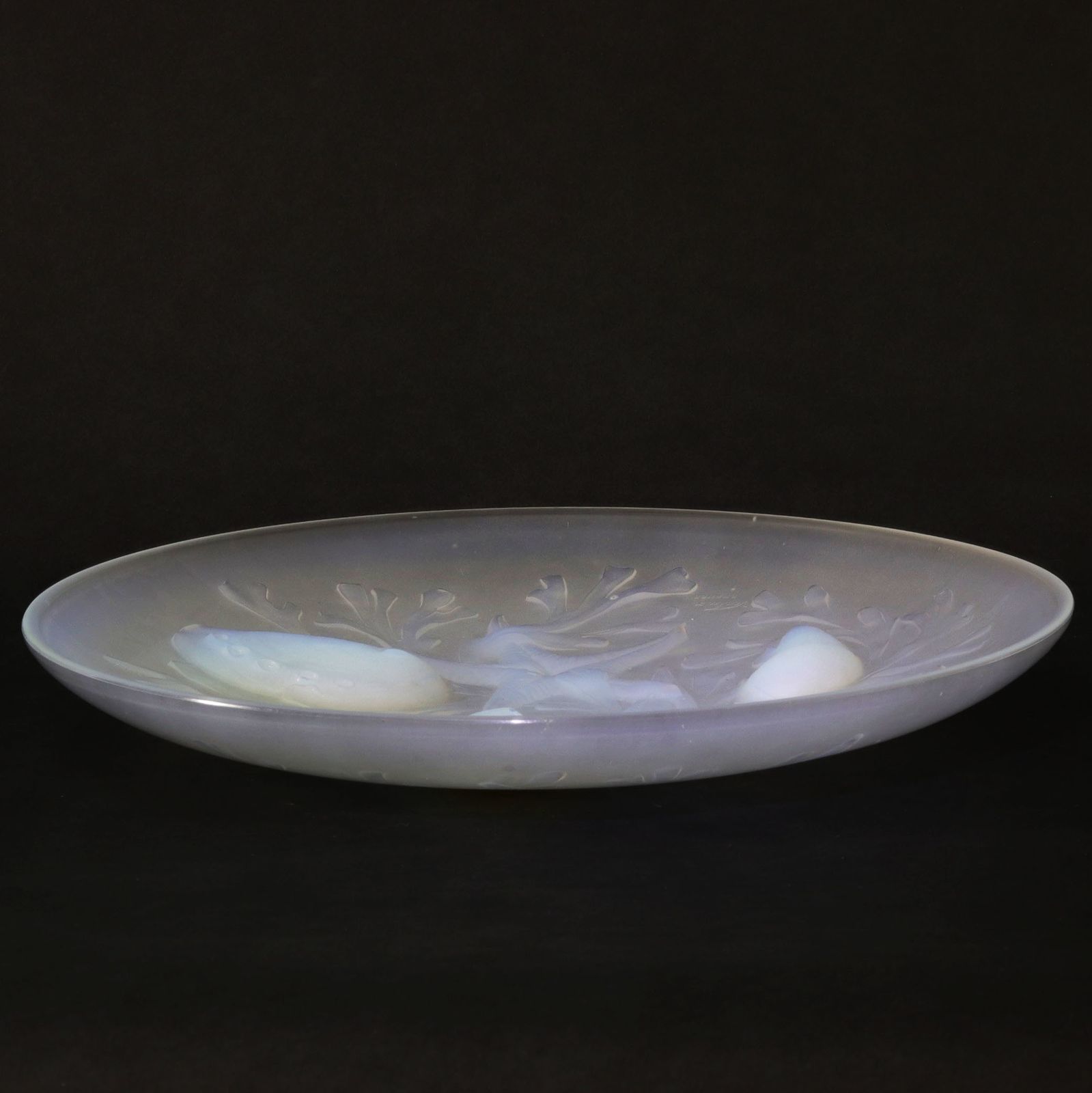 Art Deco French Opalescent "Starfish" Glass Charger By Verlux C1920s photo 528.0