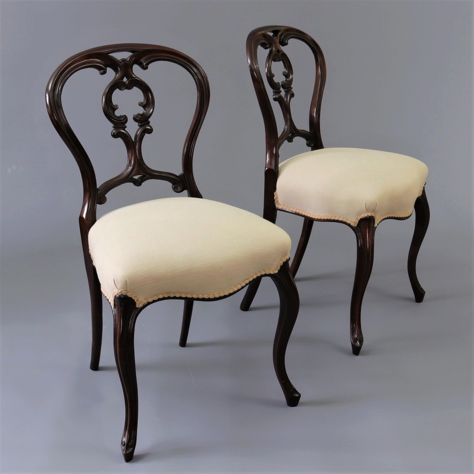 Fine Set Of Six Mid 19th Century Rosewood Balloon Back Chairs photo Furniture