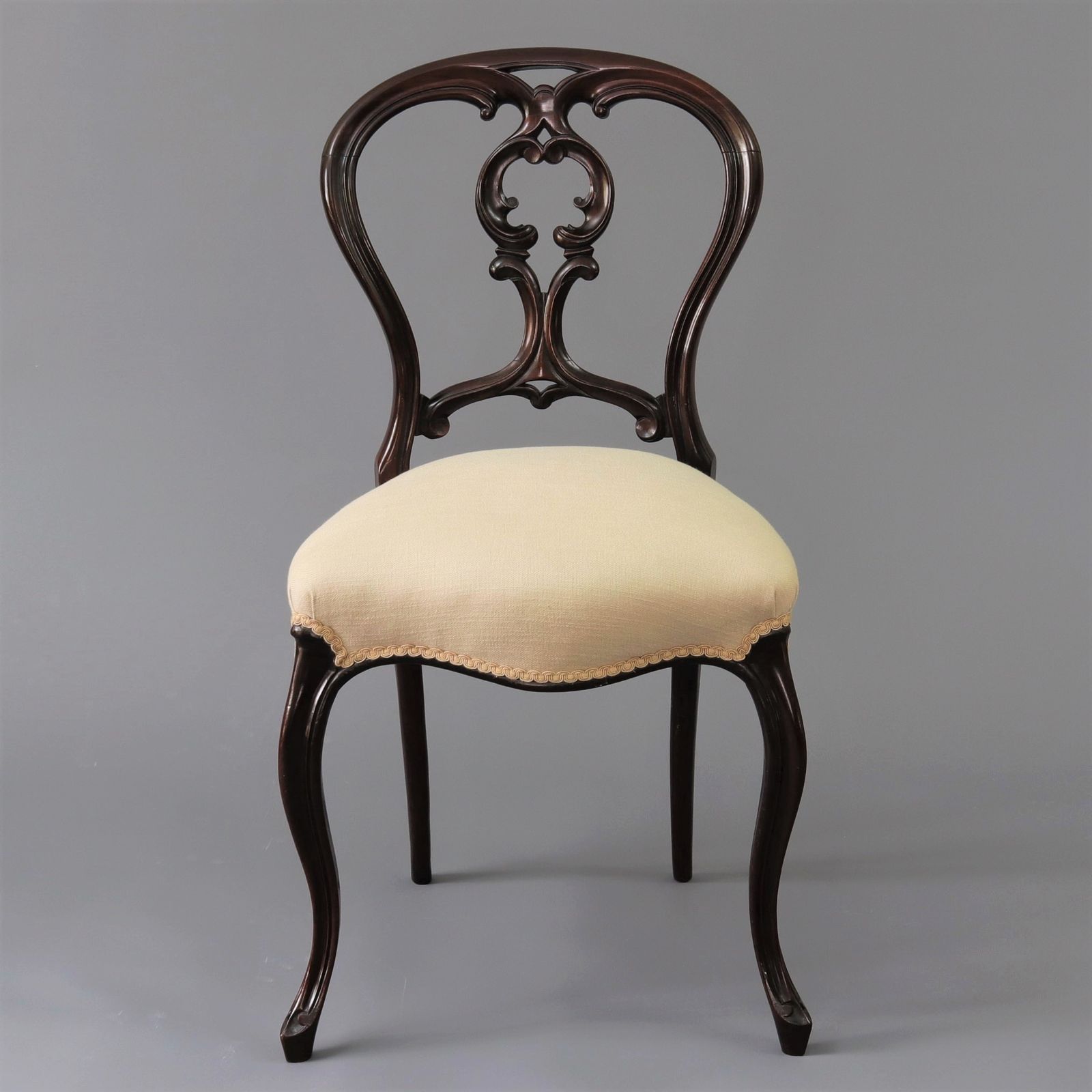 Fine Set Of Six Mid 19th Century Rosewood Balloon Back Chairs photo buy