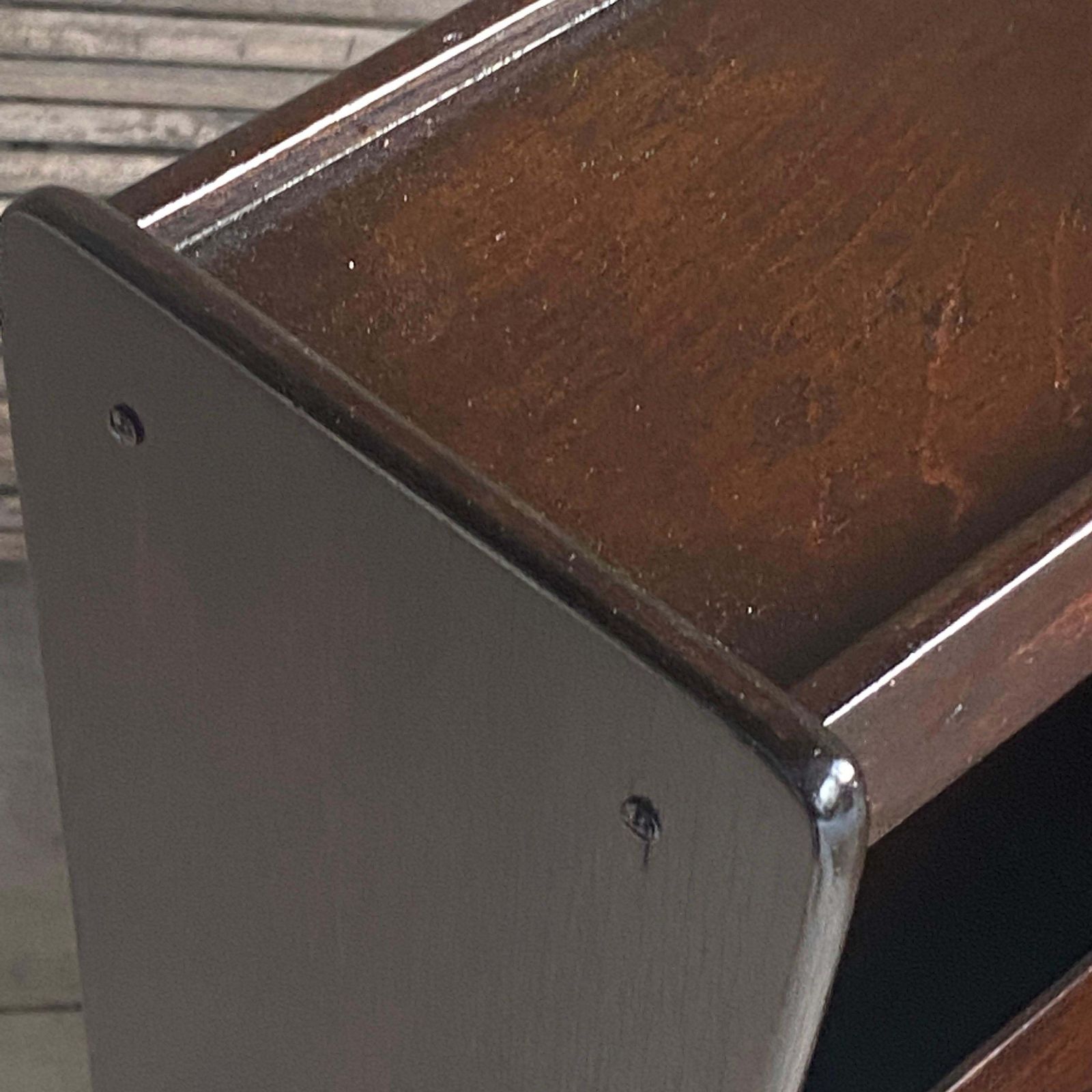 Magazine Stand In Wood, Stampted Made In England, 20th Century, Brown Color photo buy