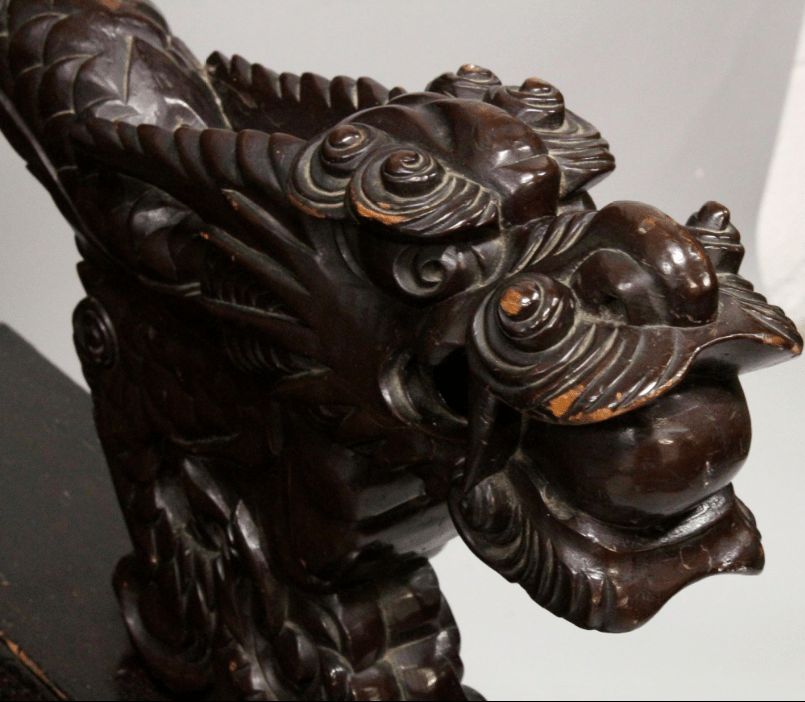 Fine Chinese Ching Dynasty Carved Settle photo for sale