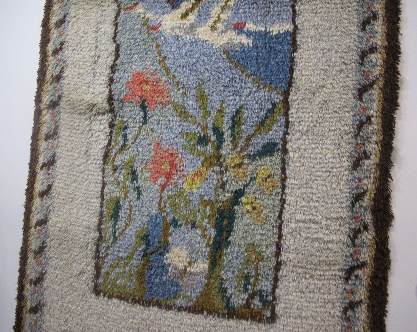 Scandinavian Rya Rug, Mid 20th Century photo vintage