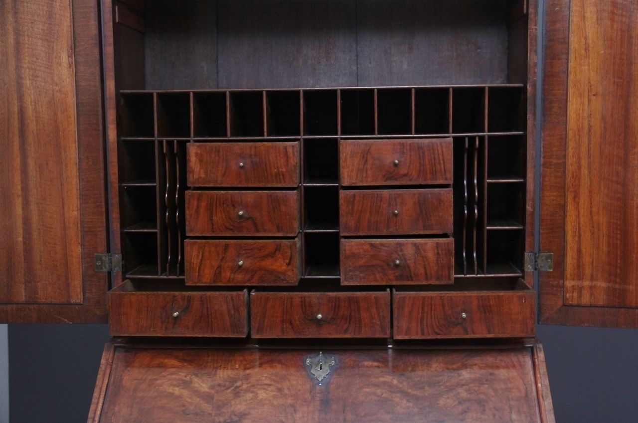 Early 18th Century Walnut Bureau Bookcase photo 8700.0