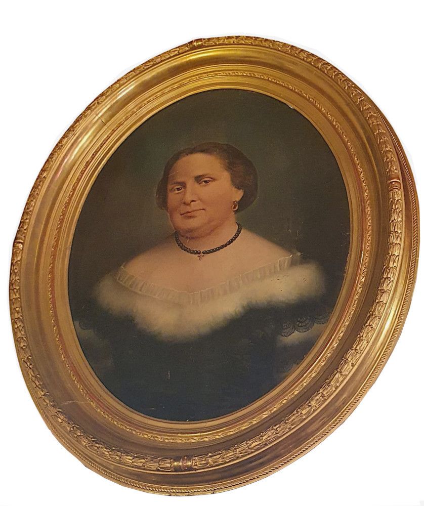 Pair Of 19th Century Gilt Framed Oil On Canvas Portraits photo furniture