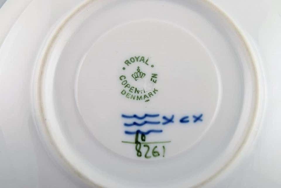 Eight Royal Copenhagen Blue Flower Braided Coffee Cups With Saucers, Mid 20th C photo vinterior