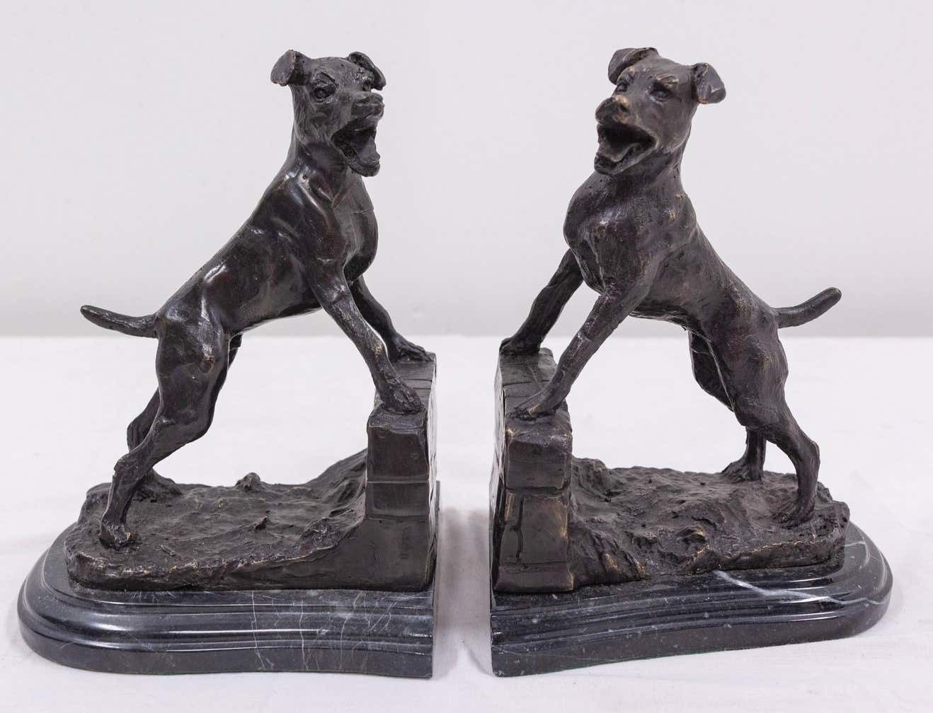 Paire de serre-livres en bronze et marbre, chiens aboyants, par E. Drouot, France, vers 1890 photo Art