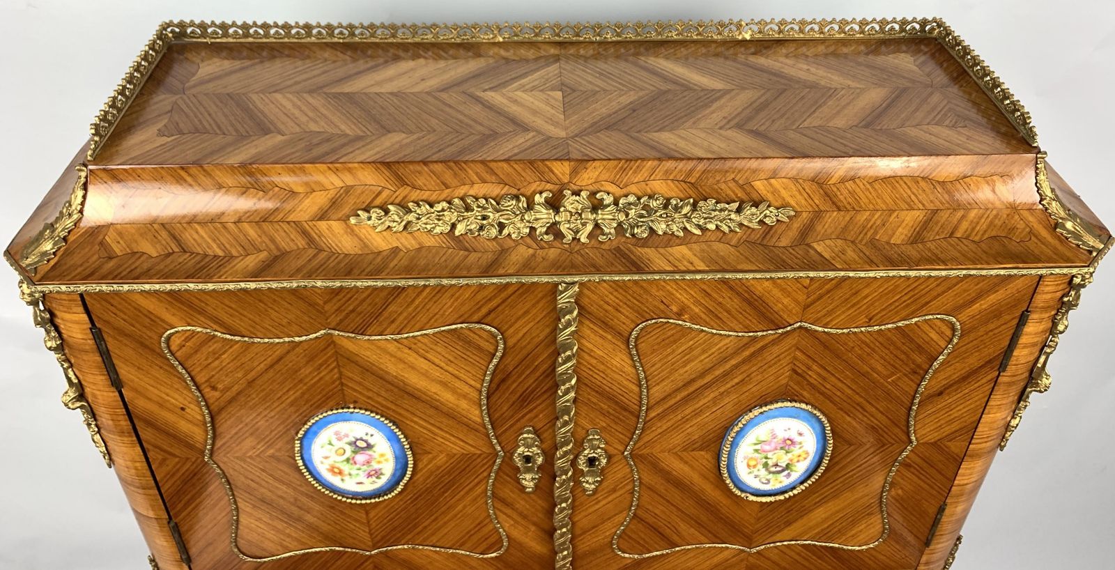 French Kingwood, Gilt Metal And Porcelain Mounted Bonheur Du Jour, Late 19th Century photo vinterior