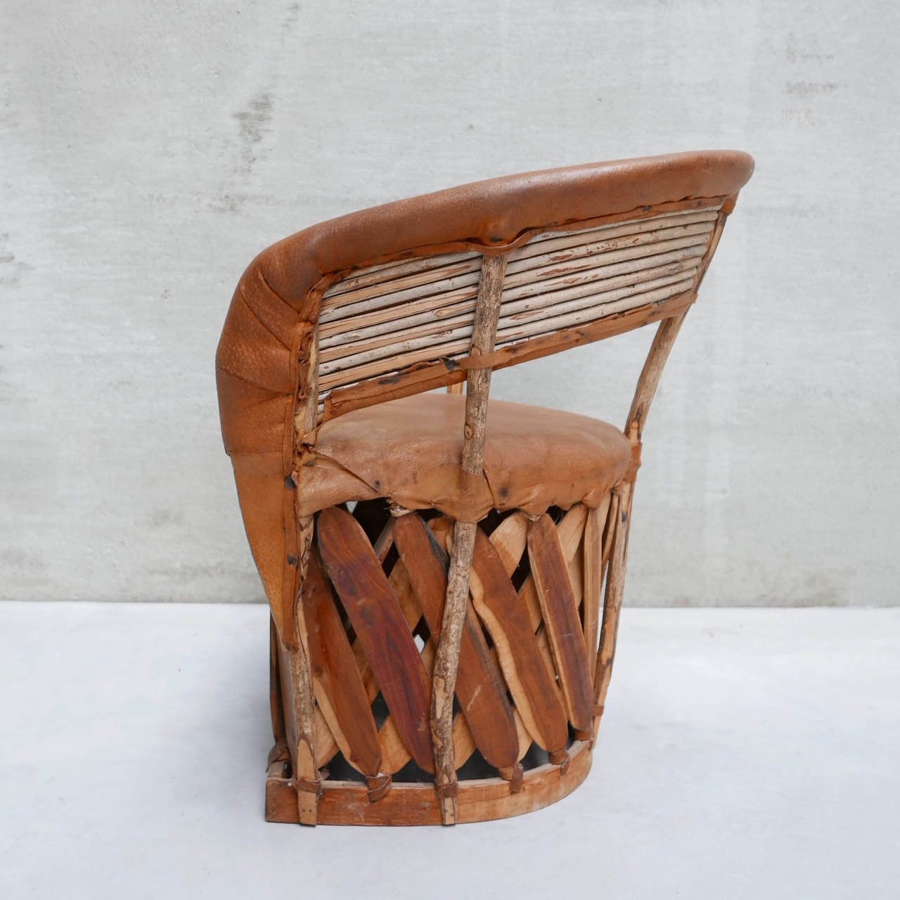 Large Set Of Mid Century Art Populaire Dining Chair And Table Set photo Furniture