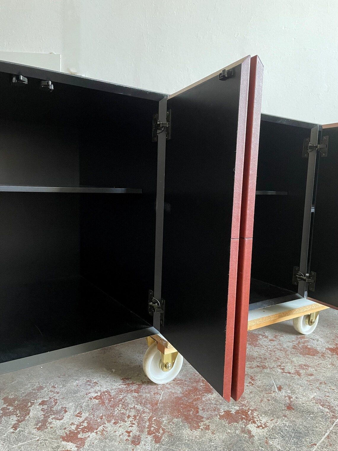 Exclusive Leather Sideboard, Leather Cabinet C.E.O. Cube By Lella & Massimo Vignelli For Poltrona Frau photo vintage
