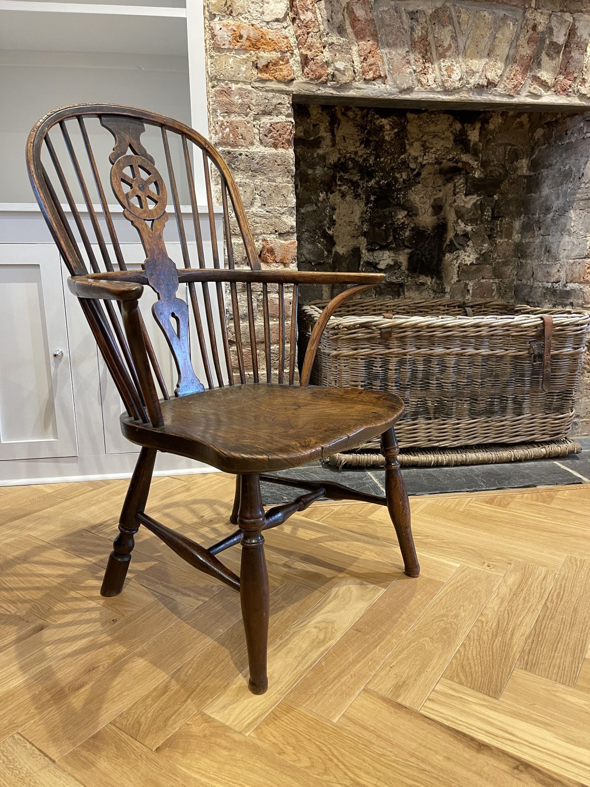 Early Antique Georgian Elm Windsor Elbow Chair photo furniture