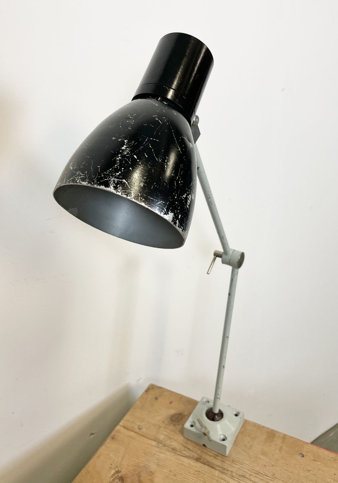 photo buy Black Industrial Table Lamp From Elektrosvit, 1970s