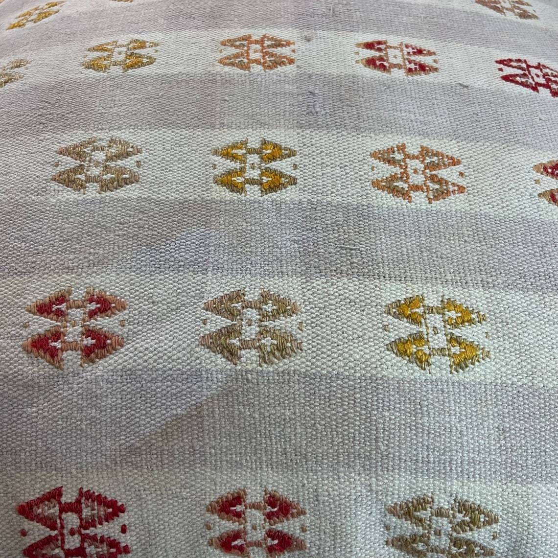 Anatolian Handwoven Kilim Pillow Cushion Cover Kilim Pillow Cover Tribal Pillow Ethnic Kelim Kissenbezug  60x60 Cm Kilim Cushion Cover photo vinterior