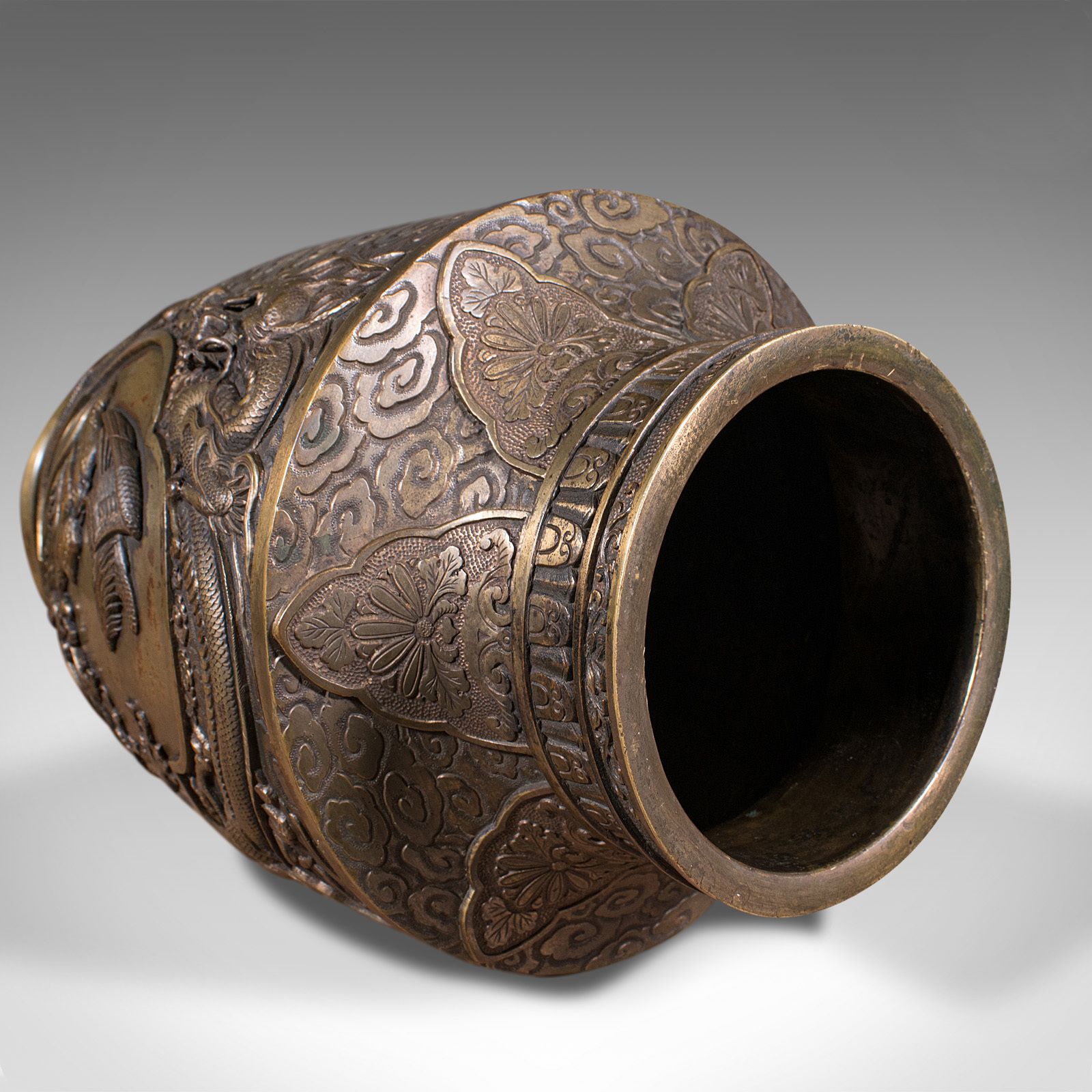 2450.0 Large Antique Decorative Vase, Japanese, Bronze, Meiji Period, Urn, C.1900 photo