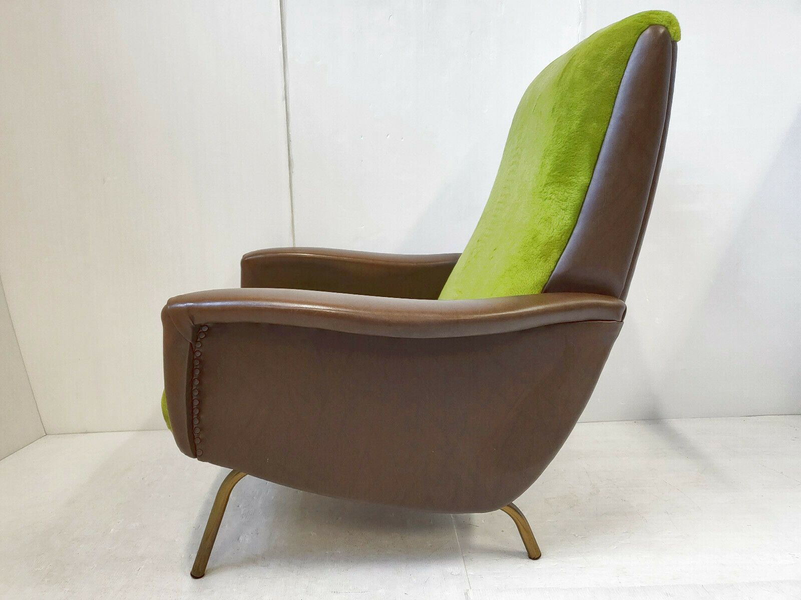 Vintage Fauteuil Ca. Jaren 1960, In De Stijl Van Marco Zanuso, Bruin Vinyl photo Meubels