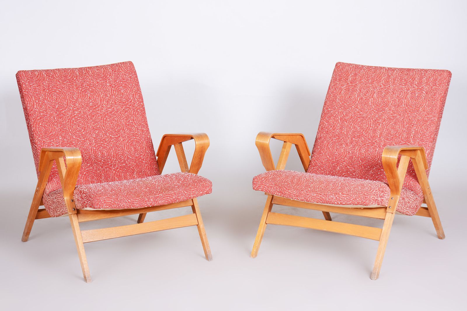 Pair Of Salmon Midcentury Armchairs, Made By Tatra Pravenec, 1950s Czechia photo buy
