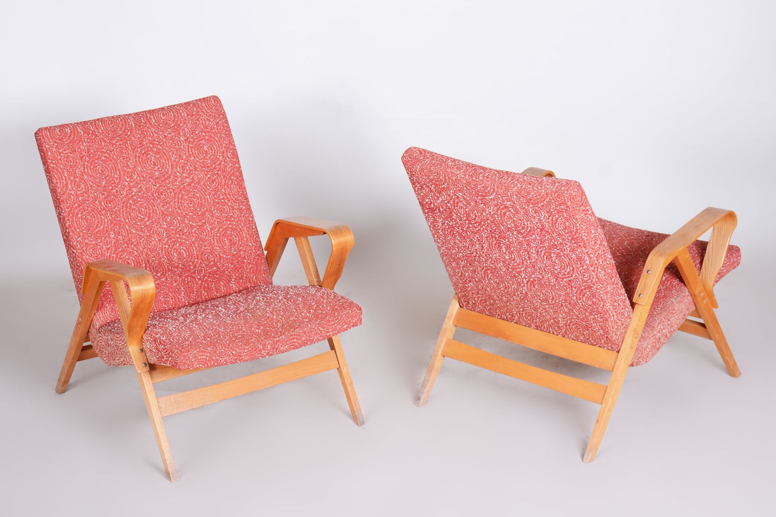 Furniture Pair Of Salmon Midcentury Armchairs, Made By Tatra Pravenec, 1950s Czechia photo