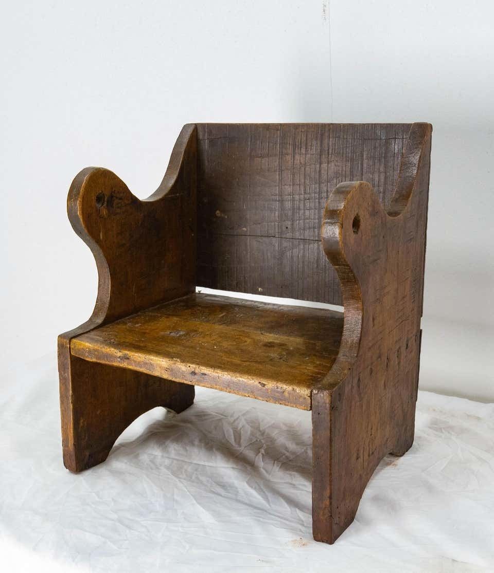 Franse kinderstoel, wit hout, 19e eeuw photo 431.8