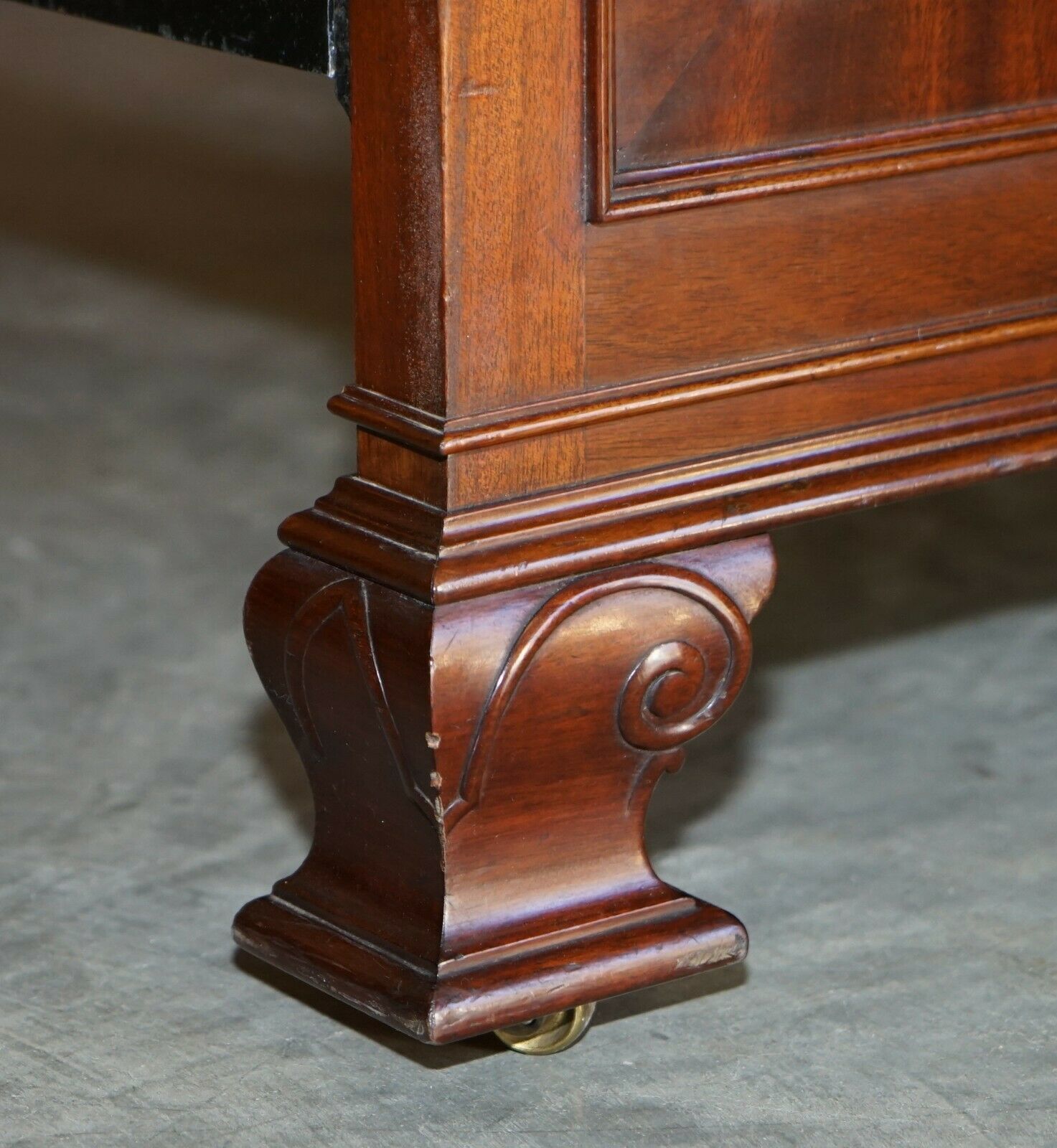 Antique Honduras Mahogany English Hand Carved With Castors Single Bed Frame photo Furniture