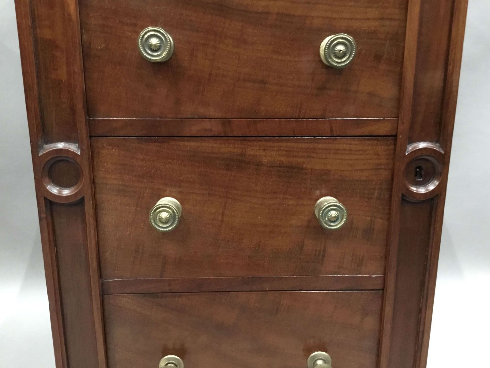 photo vinterior Regency Pair Of Mahogany Wellington Chests / Bedside Cabinets