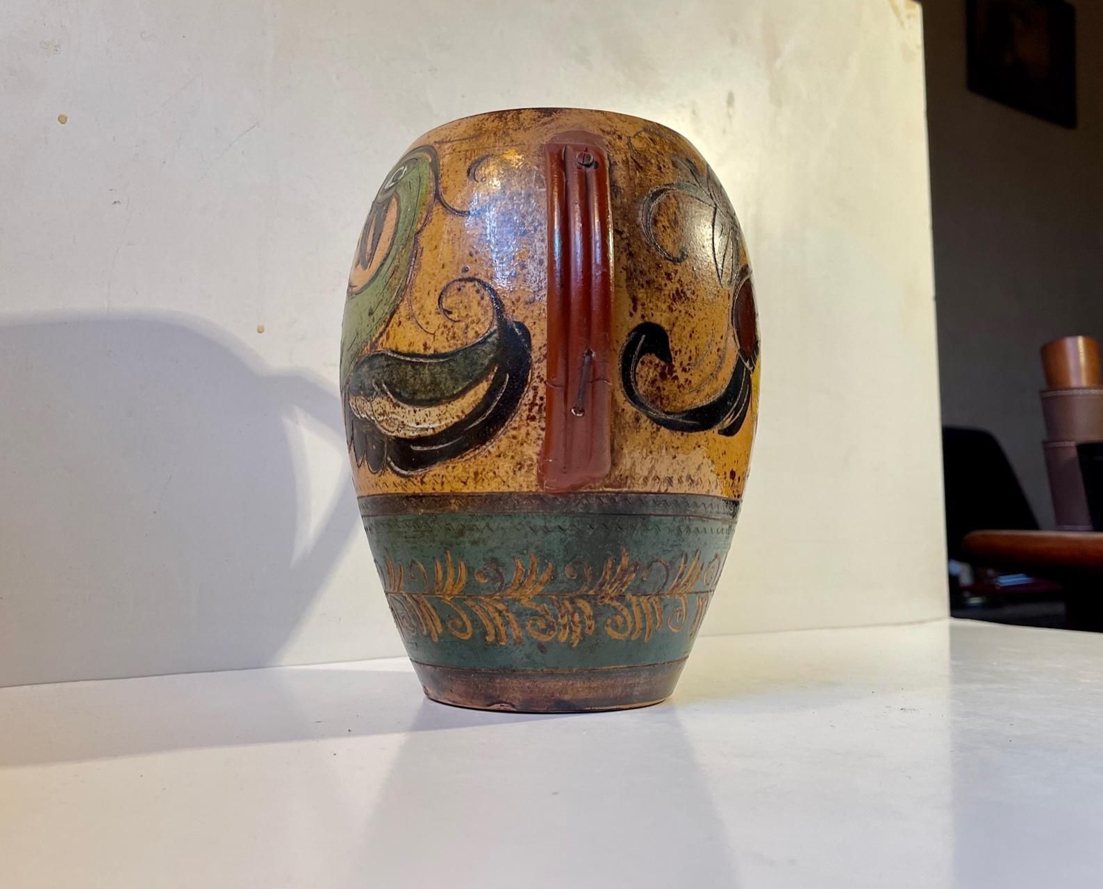 Antique Italian Terracotta Urn With Roosters In Majolica, 18th/19th Century photo vinterior