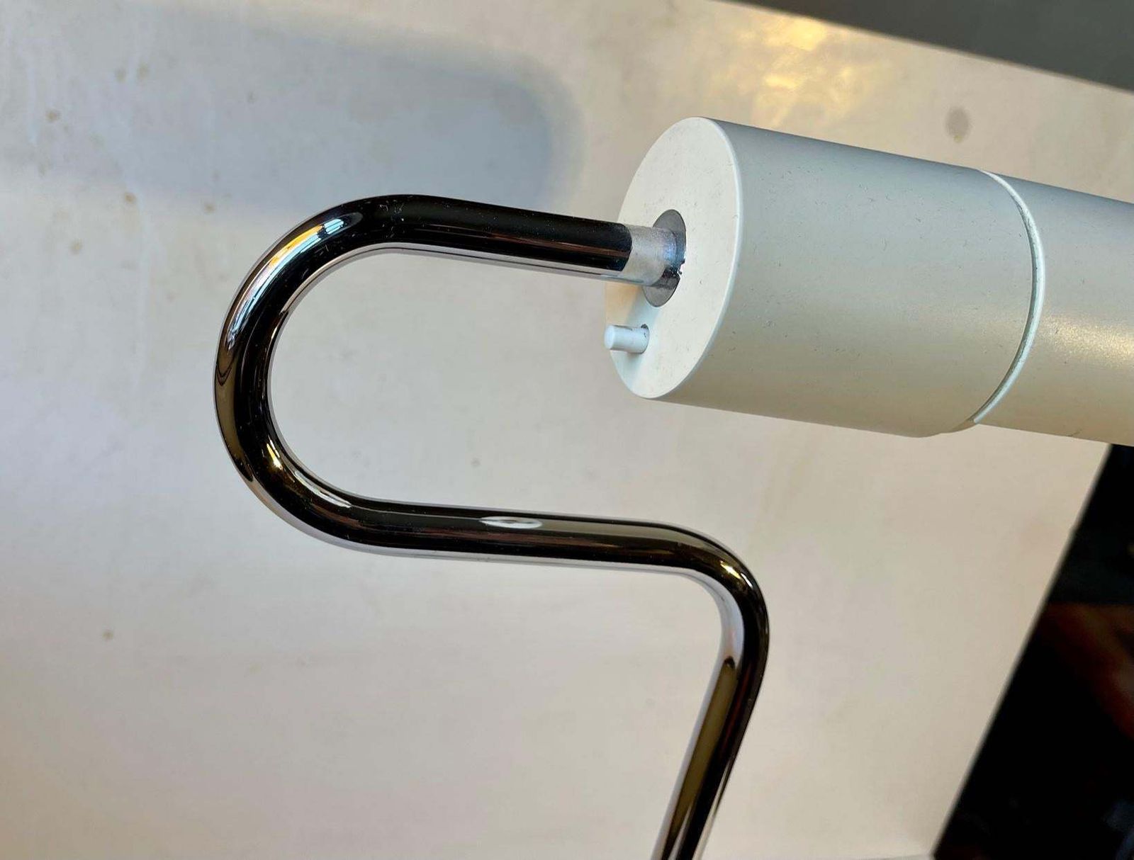 White Flamingo Minimalist Desk Lamp By Jørgen Møller For Royal Copenhagen photo Lighting