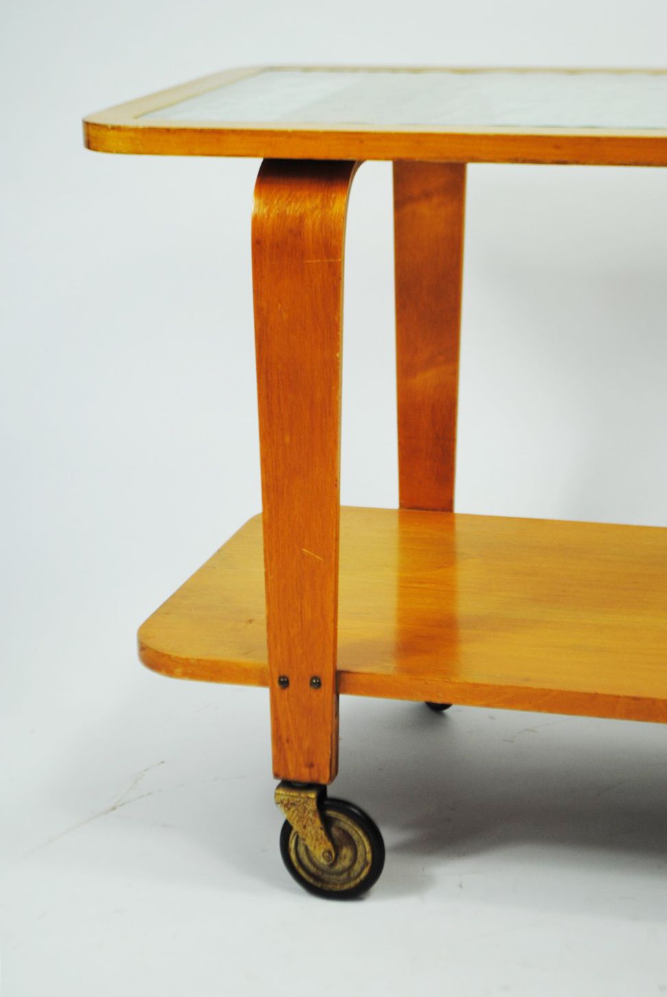 Lutjens Tea Cart photo vinterior
