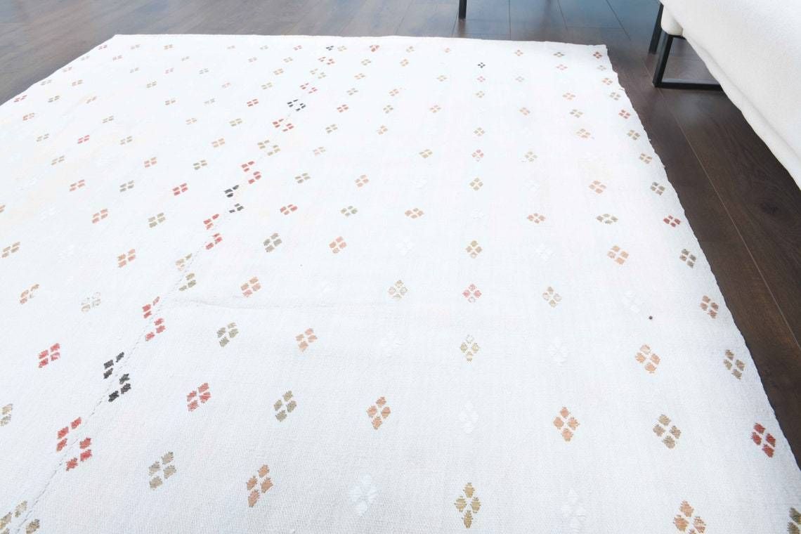 Oushak Handmade Wool White Carpet photo Textiles
