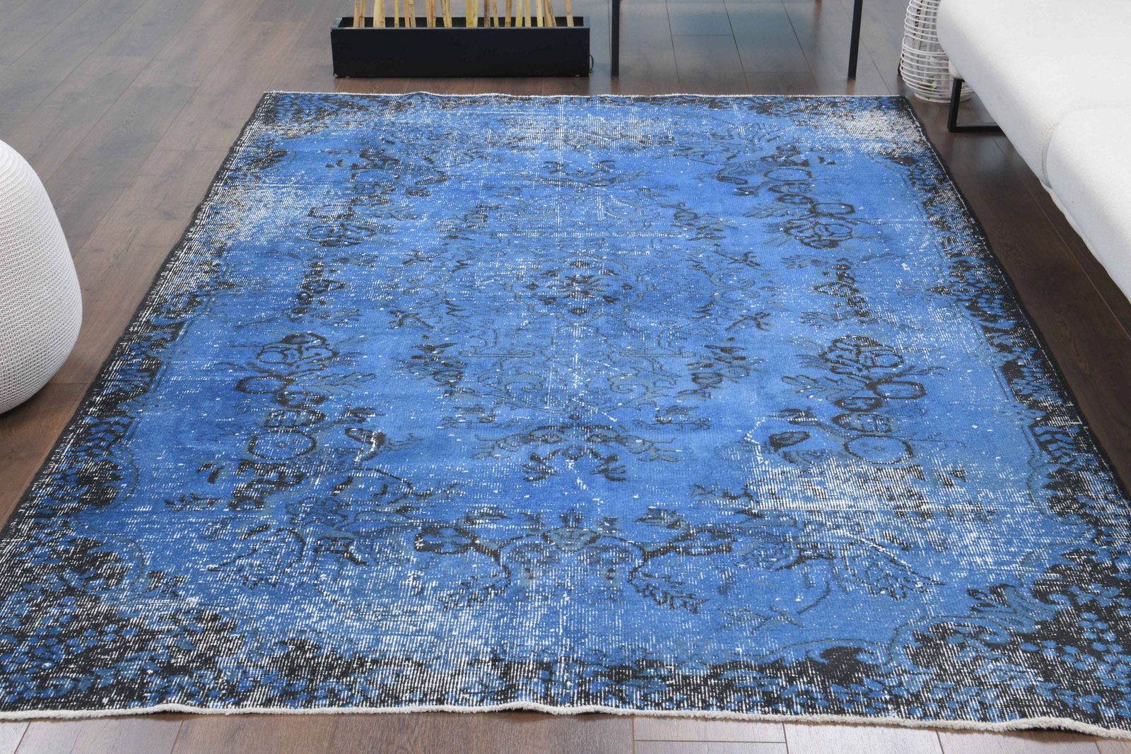 Turkish Oriental Vintage Carpet, Oushak Handmade Wool Rug, Area Rugs, Farmhouse Decor, One Of A Kind, Made In Turkey, Designer Rug photo furniture