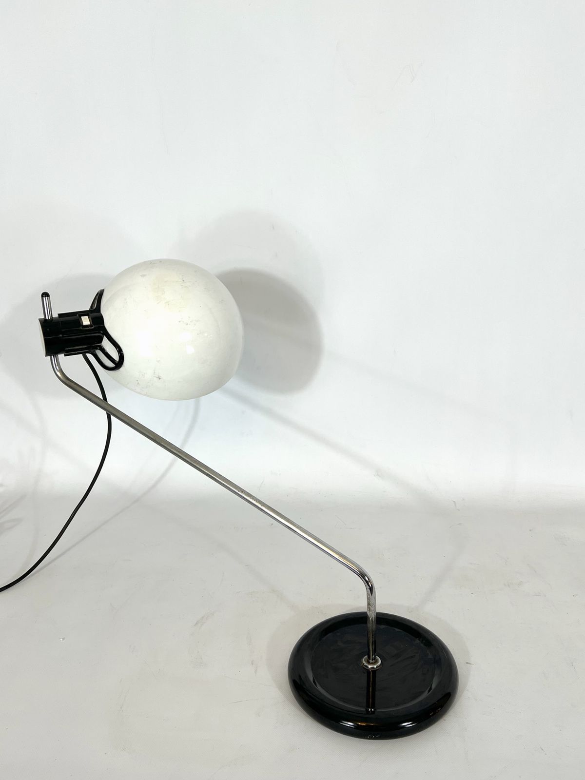 Harvey Guzzini, Chrome And Plastic Articulated Table Lamp photo buy