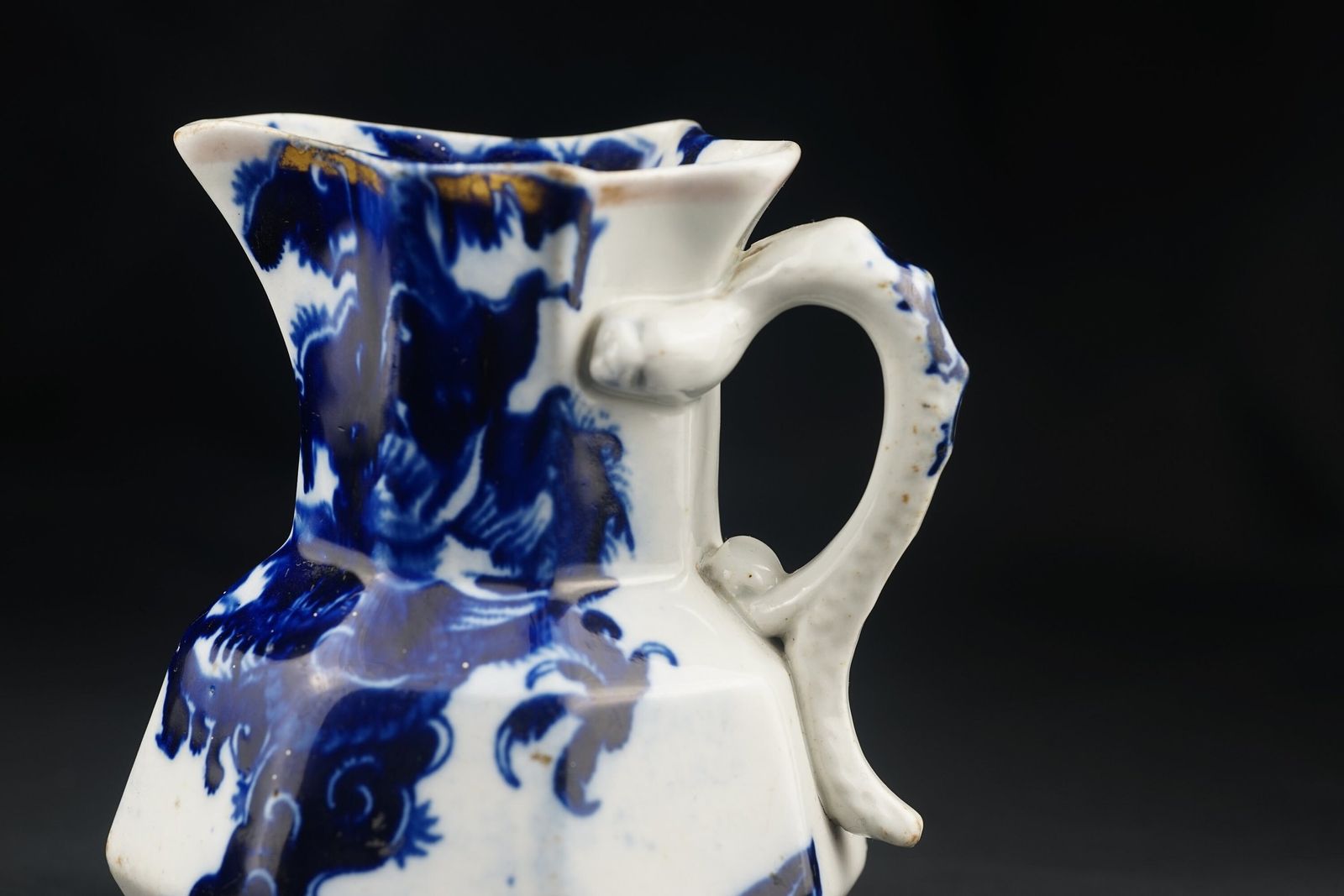 Antique Flow Blue Dragon Jug, Antique Very Early Mason's Ironstone Dragon & Pearl Blue/White Snake Handled Pitcher 1830 48 photo 95.0