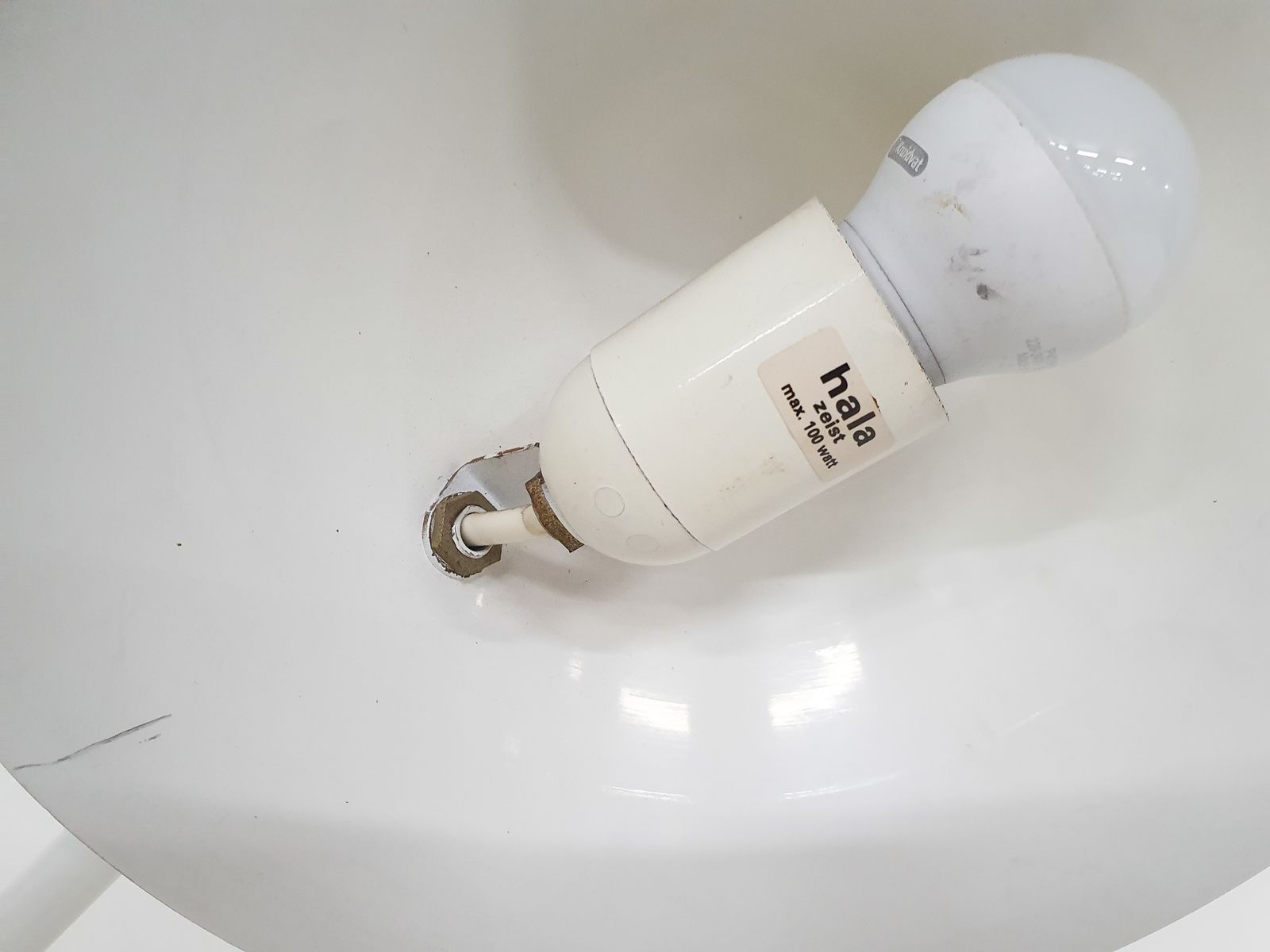 Witte Metalen Bureaulamp Van Hala, Nederland, Ca. Jaren 1970 photo 339.456