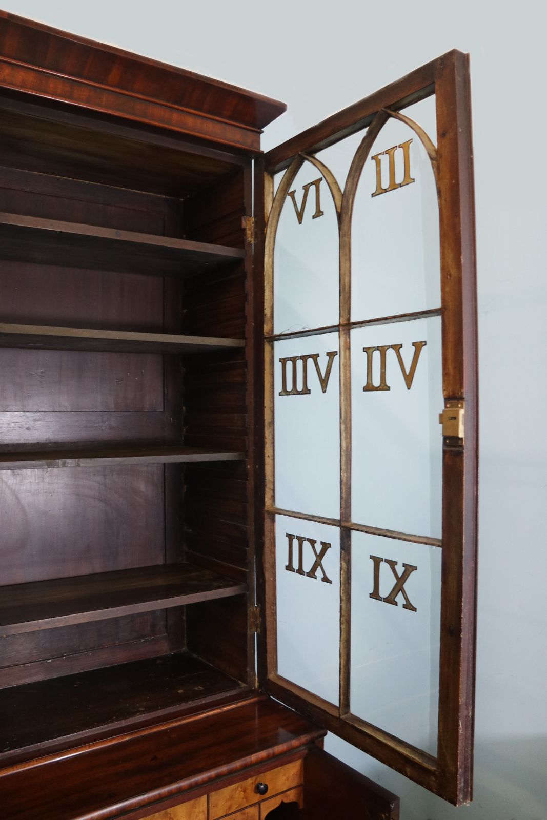 2495.0 A Wonderful Late Georgian Totally Imposing Mahogany Secretaire Bookcase Cabinet. photo