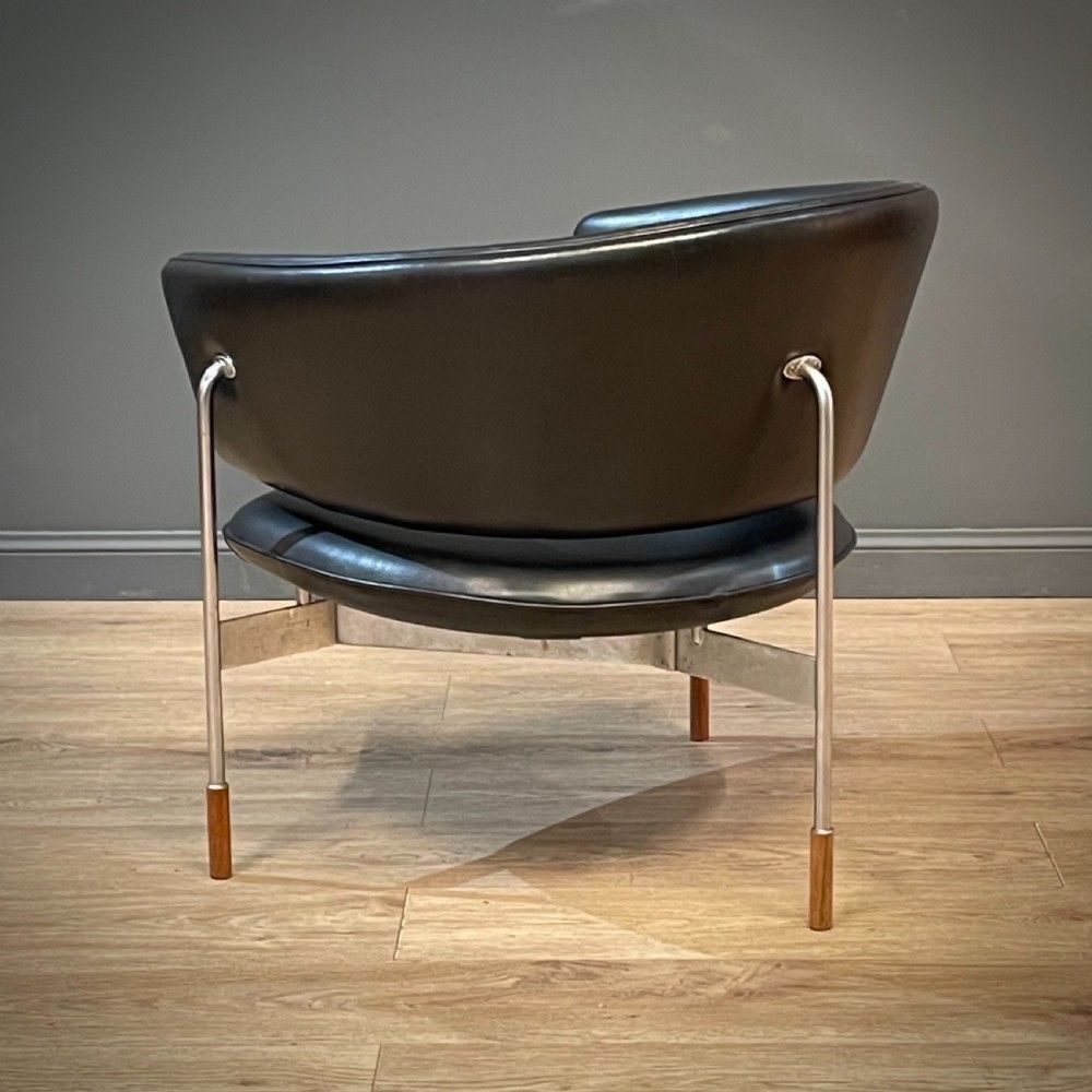 photo furniture Rare Sigurd Resell ‘Cirkel’ Lounge Chair For Rashad & Relling, Norway