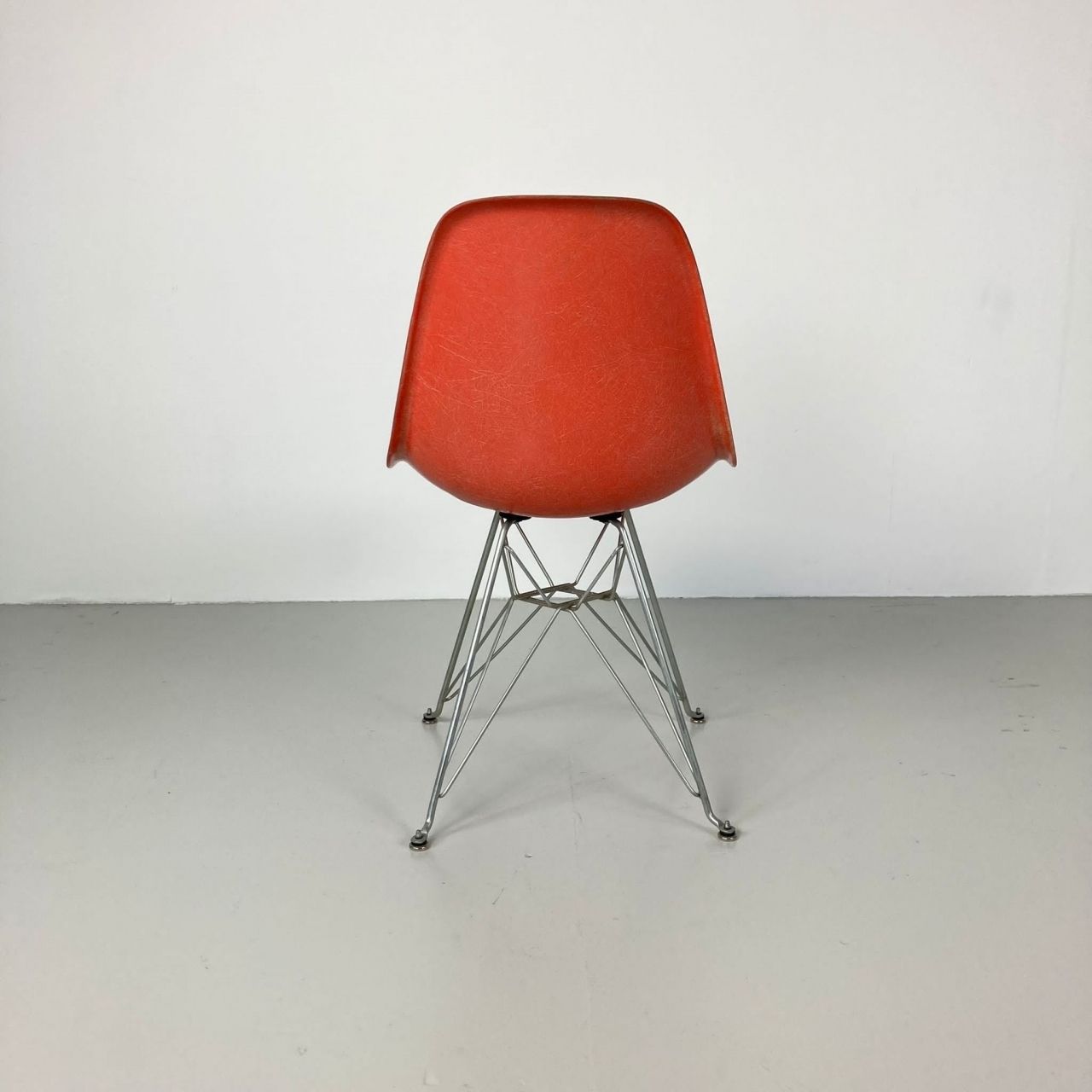 Eames Herman Miller Dsr Side Chair In Orange photo 580.3199999999999