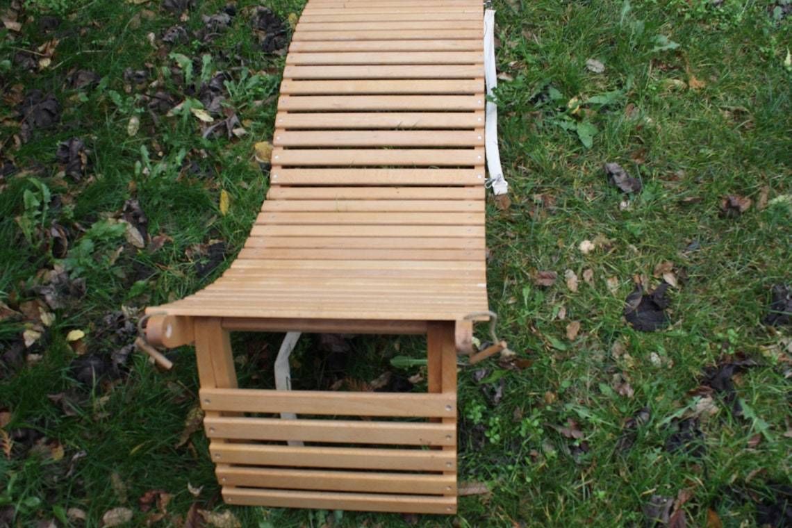 Outdoor Teak Wood Folding Lounge Chair, Compact And Easy To Carry Camping Furniture Beach Lounge Chair photo for sale