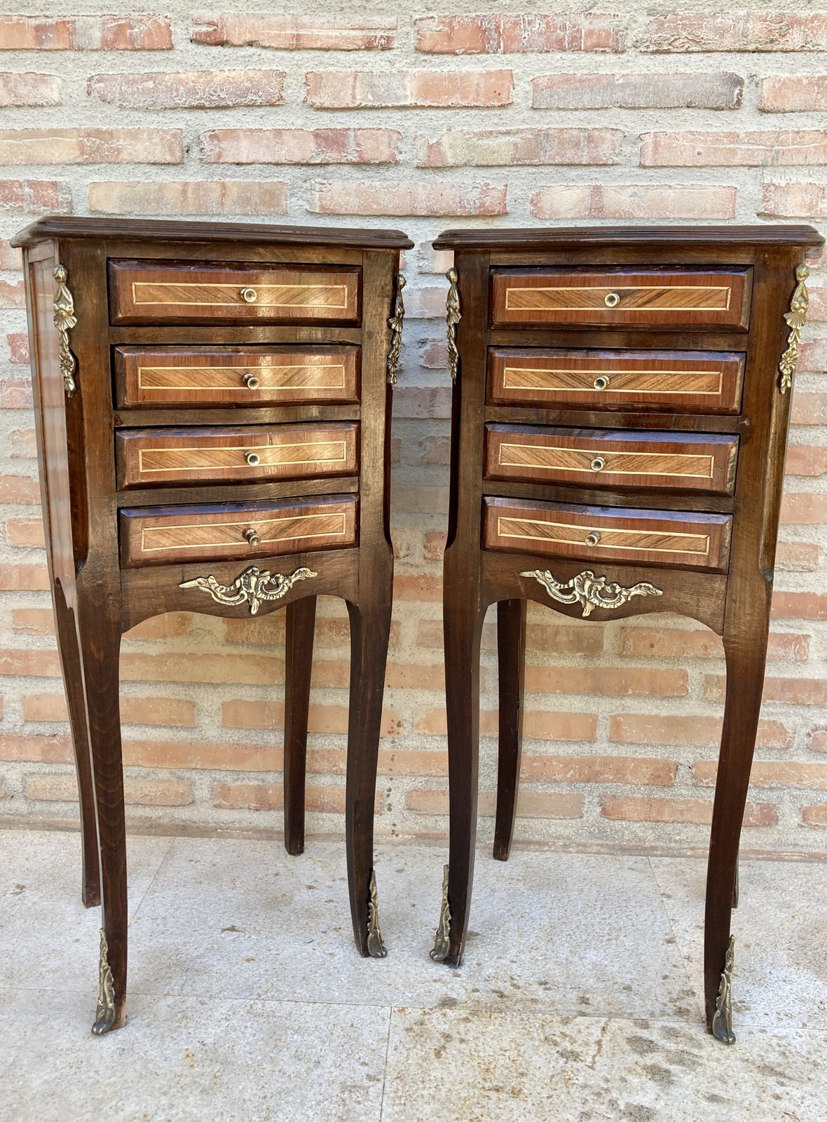 Pair Of French Louis XV Style Tulipwood Veneer Bedside Tables Or Nightstands