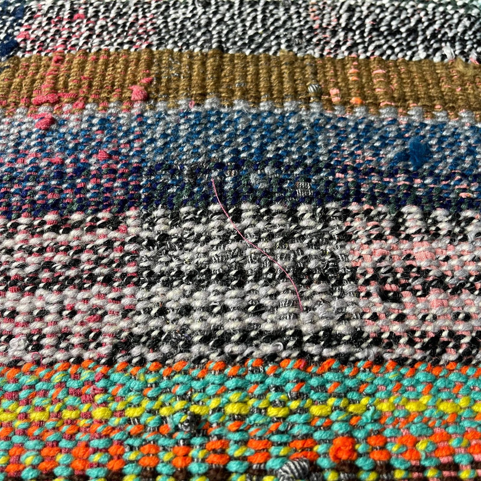 photo for sale Kilim Kussen | Tapis Kelim | Kilim Kussenhoezen | Vintage Meditatiebankje | Kelim Teppich | Boho Kilim Kussen | Kilim Sofa | Turks Kussen