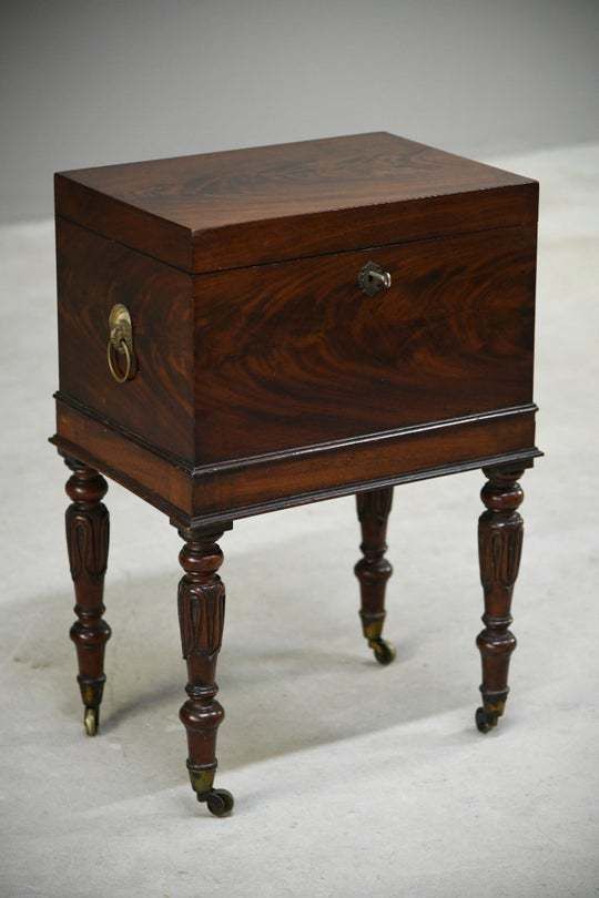 Georgian Mahogany Cellarette photo furniture