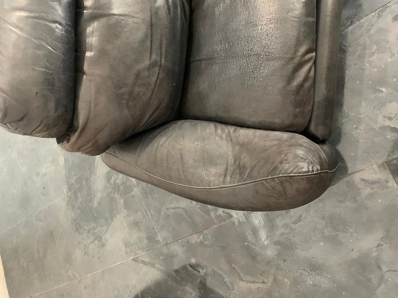 Furniture Pair Of Leather Armchairs By Arrigo Arrigoni For Busnelli, 80s photo
