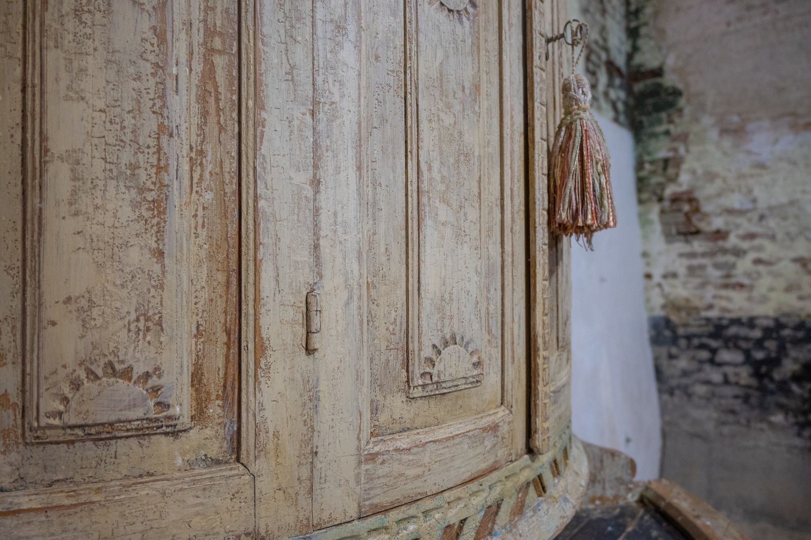 An Exceptional Original Painted 18th Century Antique Swedish Corner Cupboard photo Furniture