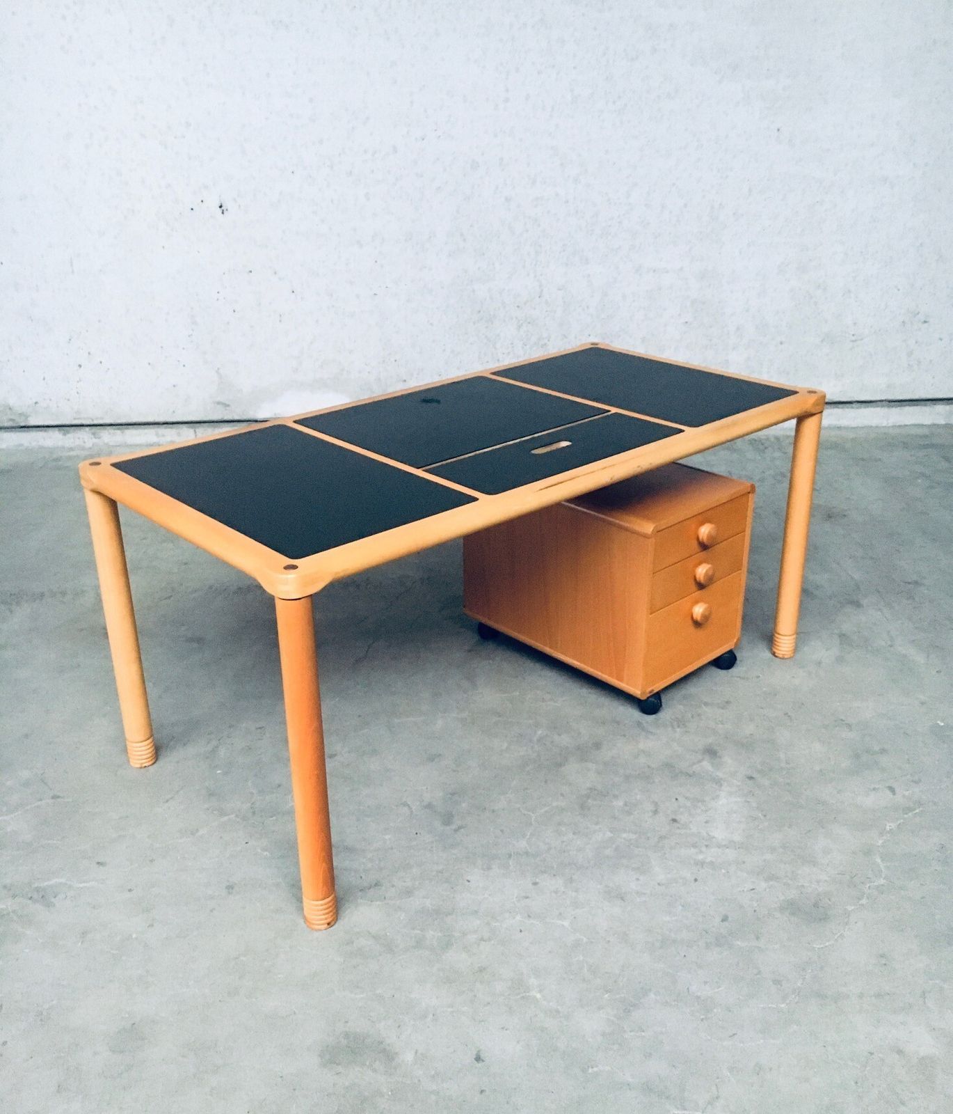 photo furniture Scandinavian Ergonomic Design Writing Desk And Stool, Stokke 1980's