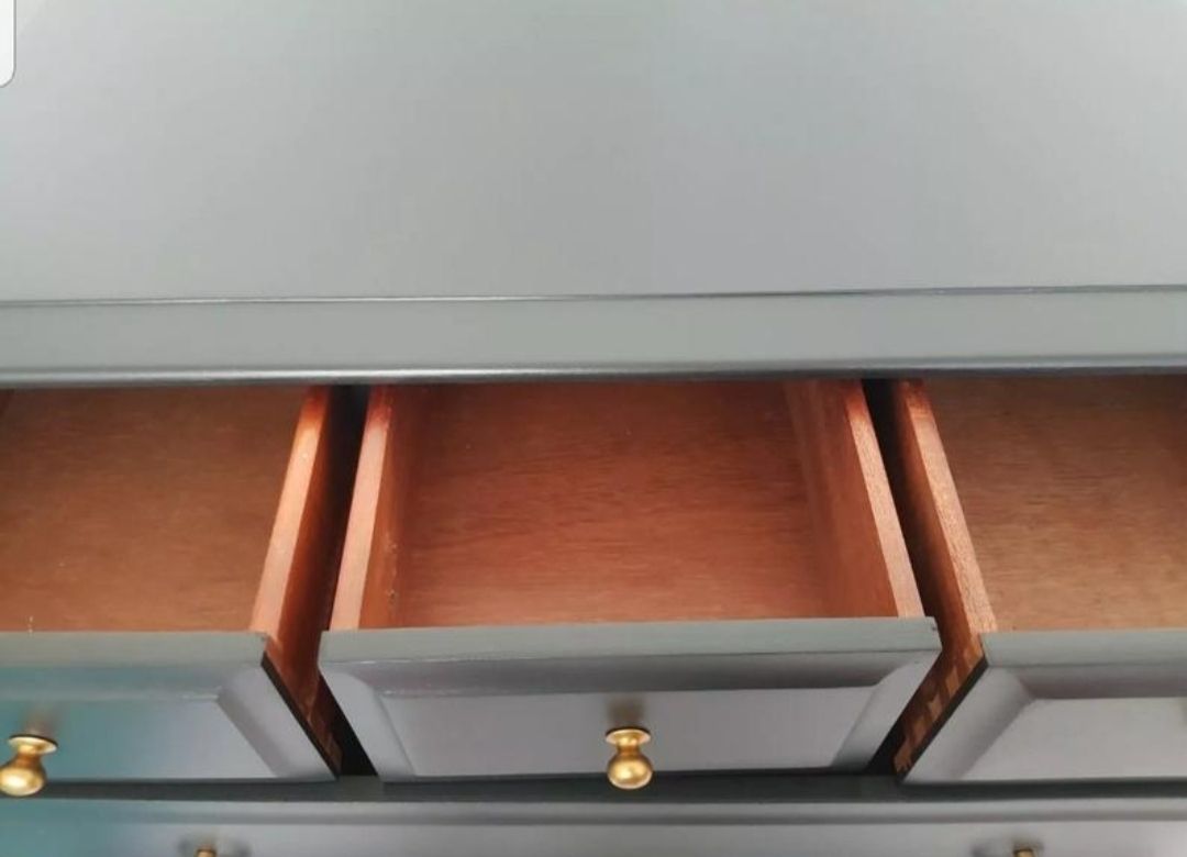 Stag Minstrel Painted Bedroom Set, Black Bedside Cabinets, Black Tallboy, Lowboy And & Chest Of Drawers. photo Furniture